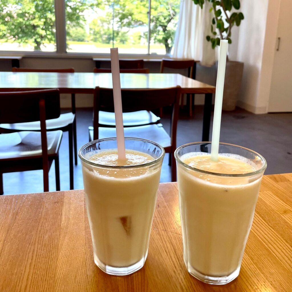 モーリー食堂
・シェアキッチン等で発酵食ランチを提供中!
・甘酒豆乳スムージー
※旬の果物で作ります。
ほうじ茶甘酒
「マアルTreeの春まつり」4月4日㈯