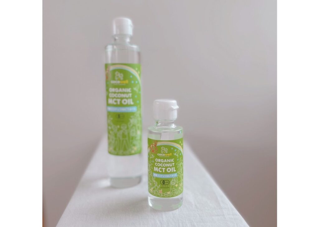 ココウェルの有機ココナッツMCTオイル。フェア―トレード月間
